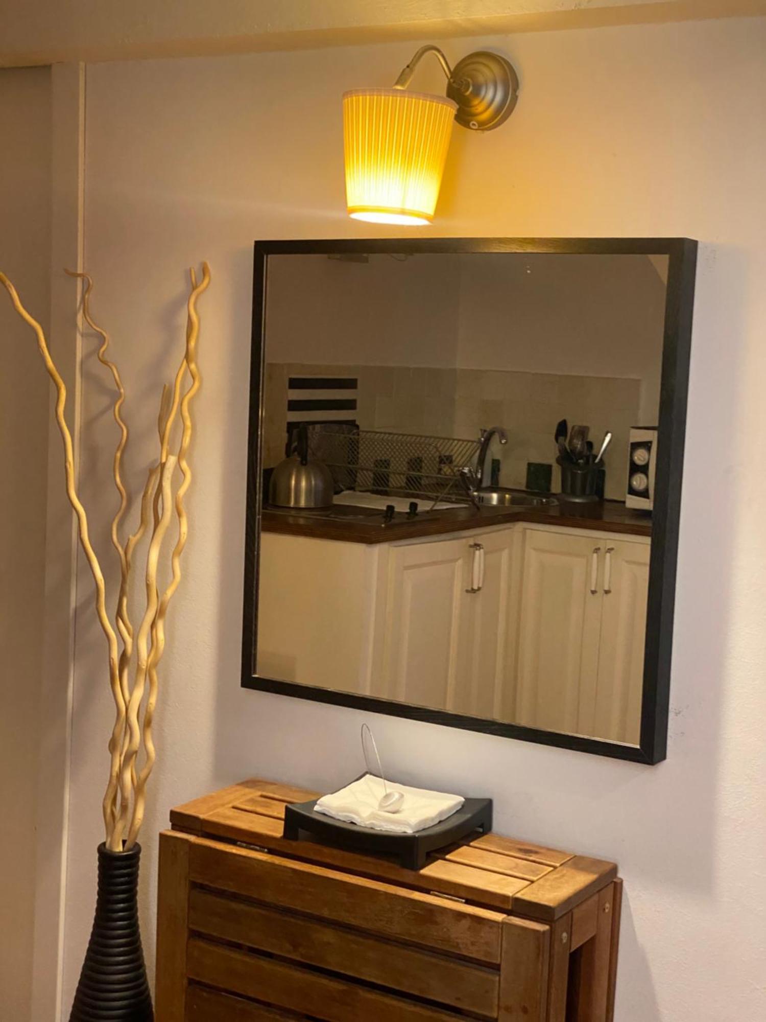 Piccolo Love Nest In Milan Bagian luar foto